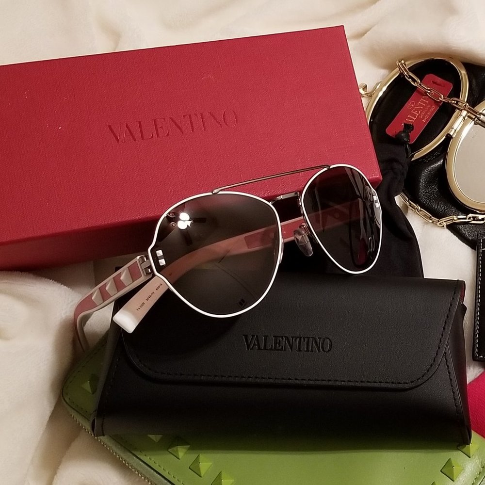 VALENTINO GARAVANI Rock Stud Pink Leather Gunmetal Aviator VA2025